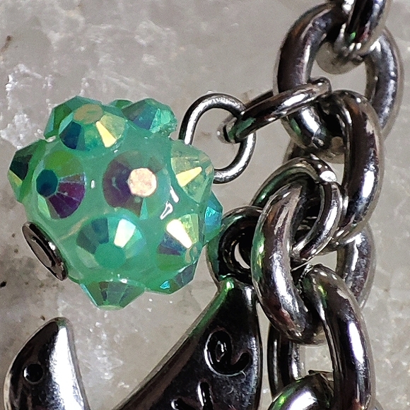 Charm Bracelet Silver Tone Acrylic Teardrop Stones - Picture 3 of 6